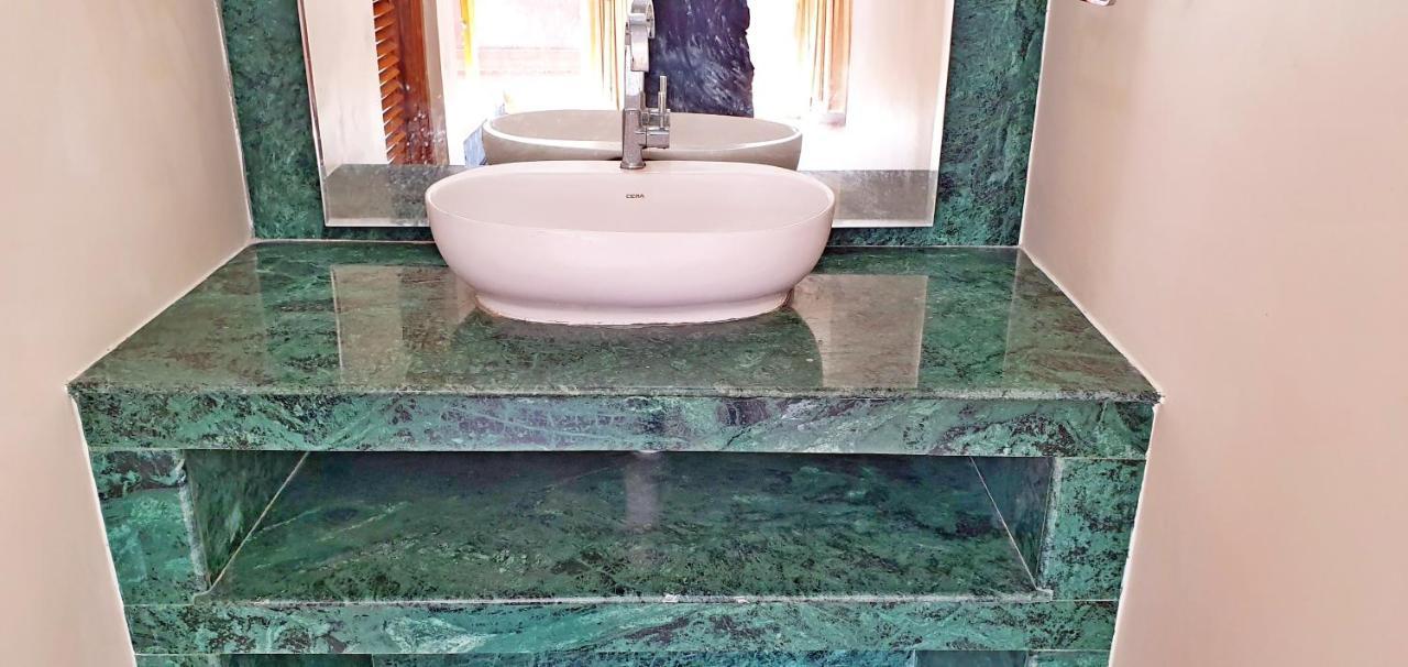 Shree Suites กุตตาลัม ภายนอก รูปภาพ